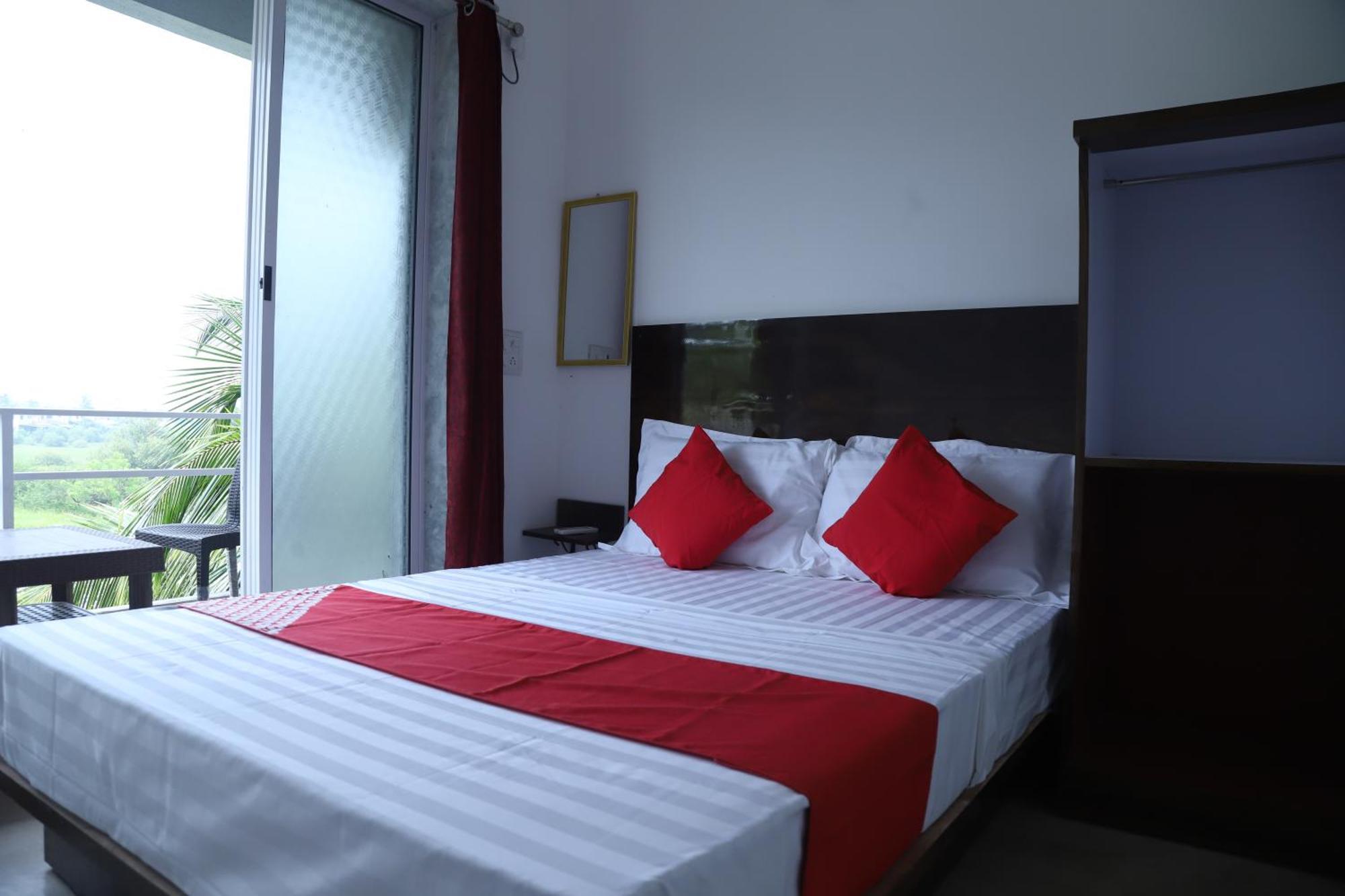 Hotel Seanest à Alībāg Extérieur photo