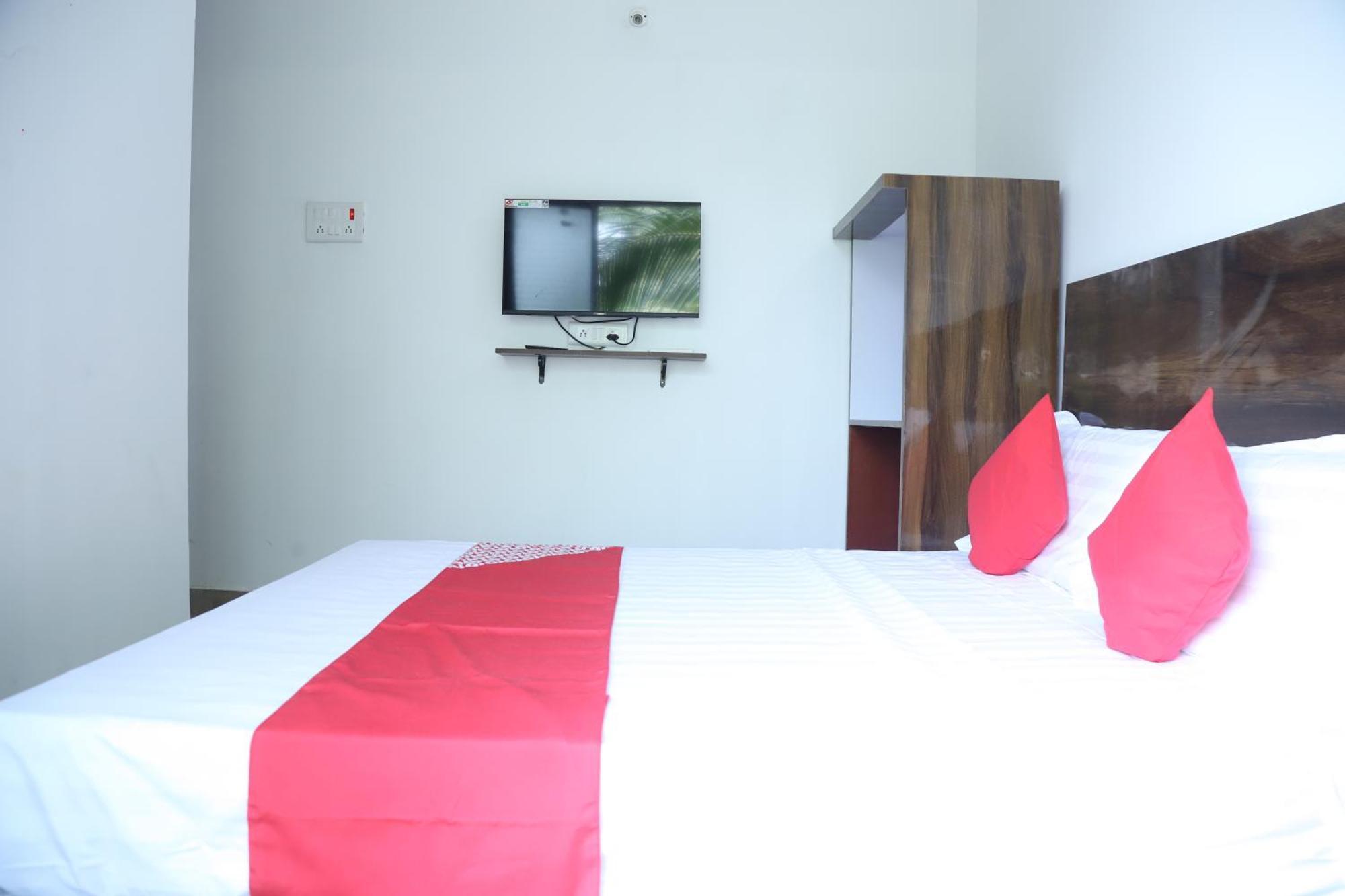 Hotel Seanest à Alībāg Extérieur photo